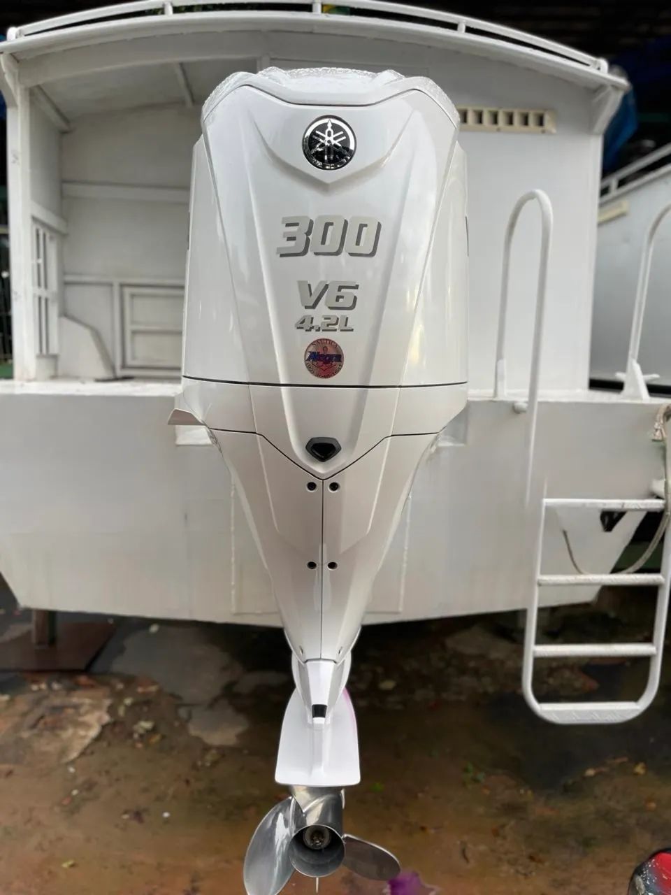 Lancha Cabinada Completa com Yamaha 300HP V6 - Alto padrão - Foto 9