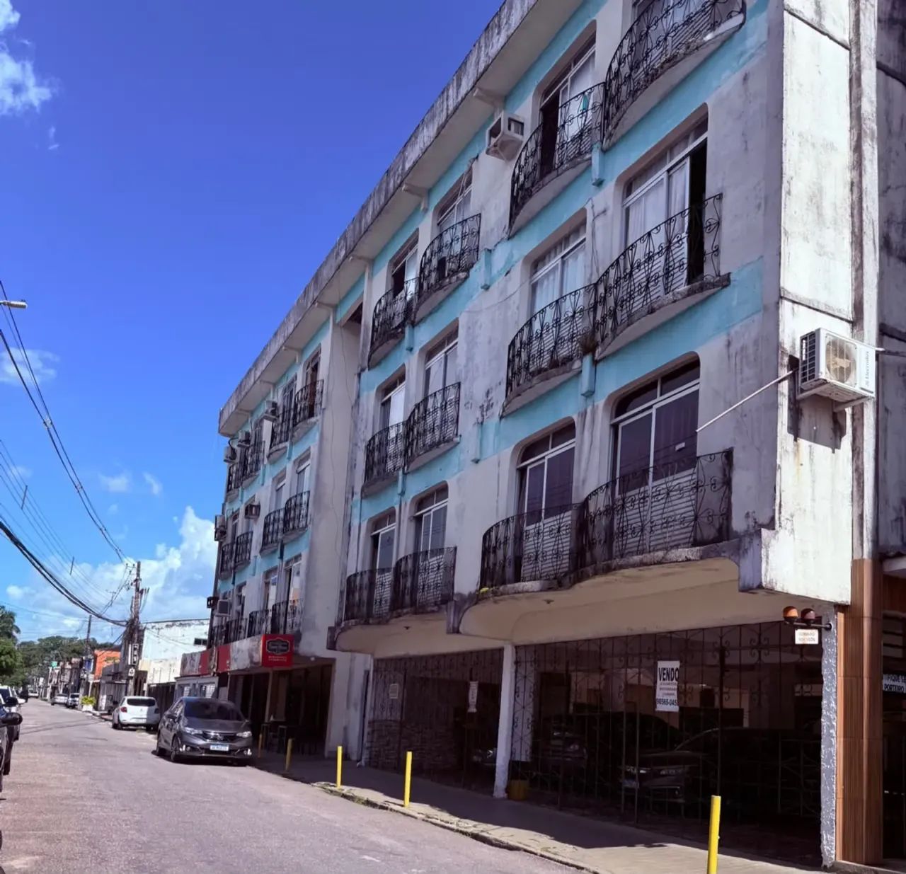 RC-VENDE-SE APT REFORMADO NO RES.ALEXANDRE SEVERINO
