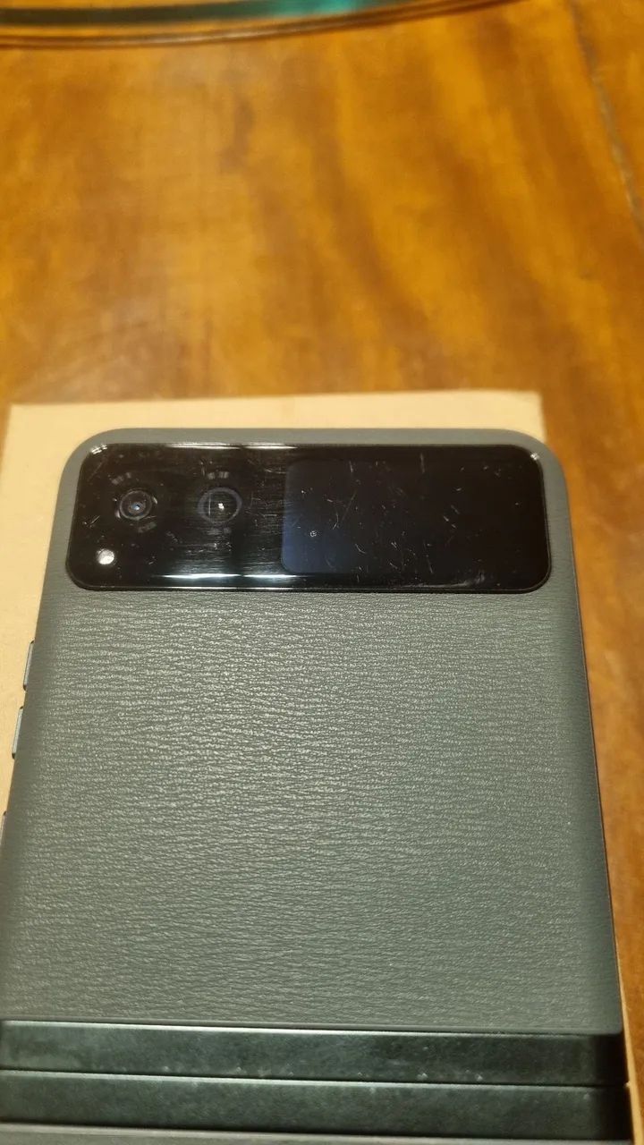 Motorola Razr 40 sem funcionamento - Foto 3