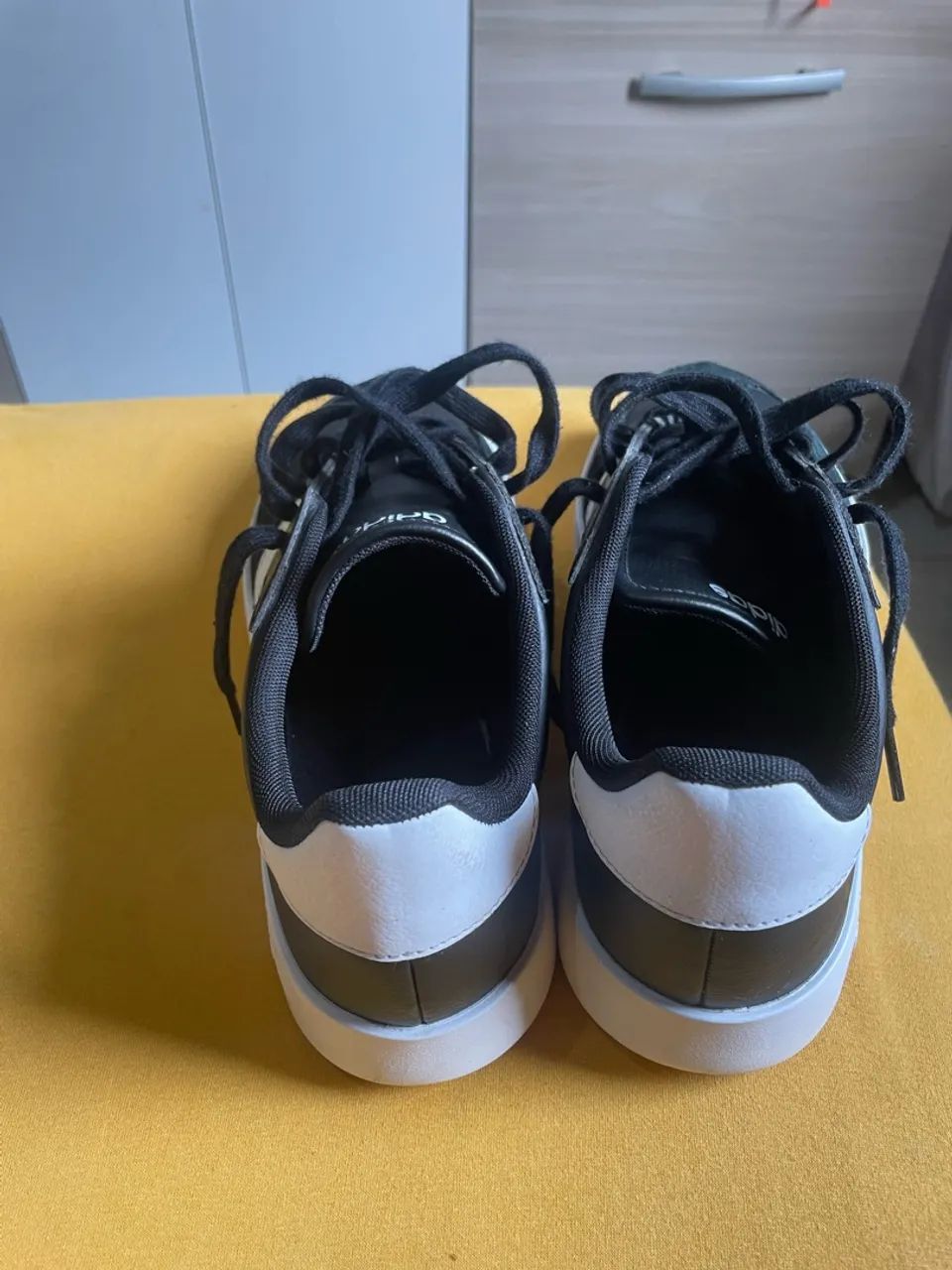 Tênis Adidas Original - Foto 2