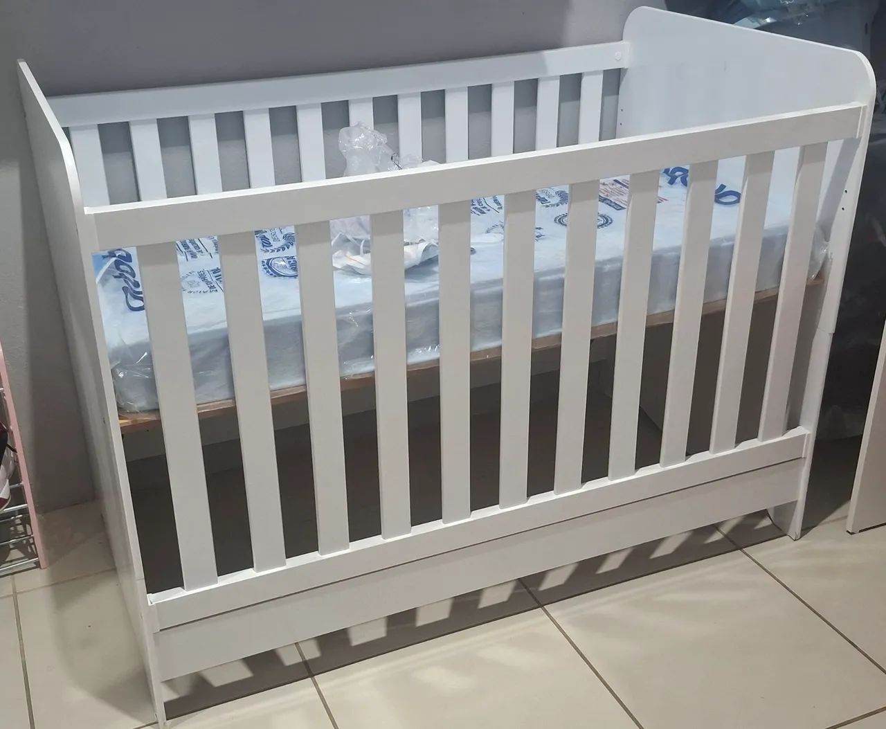 VENDO BERÇO TOTALMENTE NOVO - Foto 4
