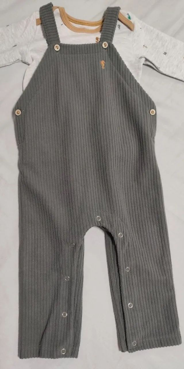Roupa de Bebê - Jardineira 