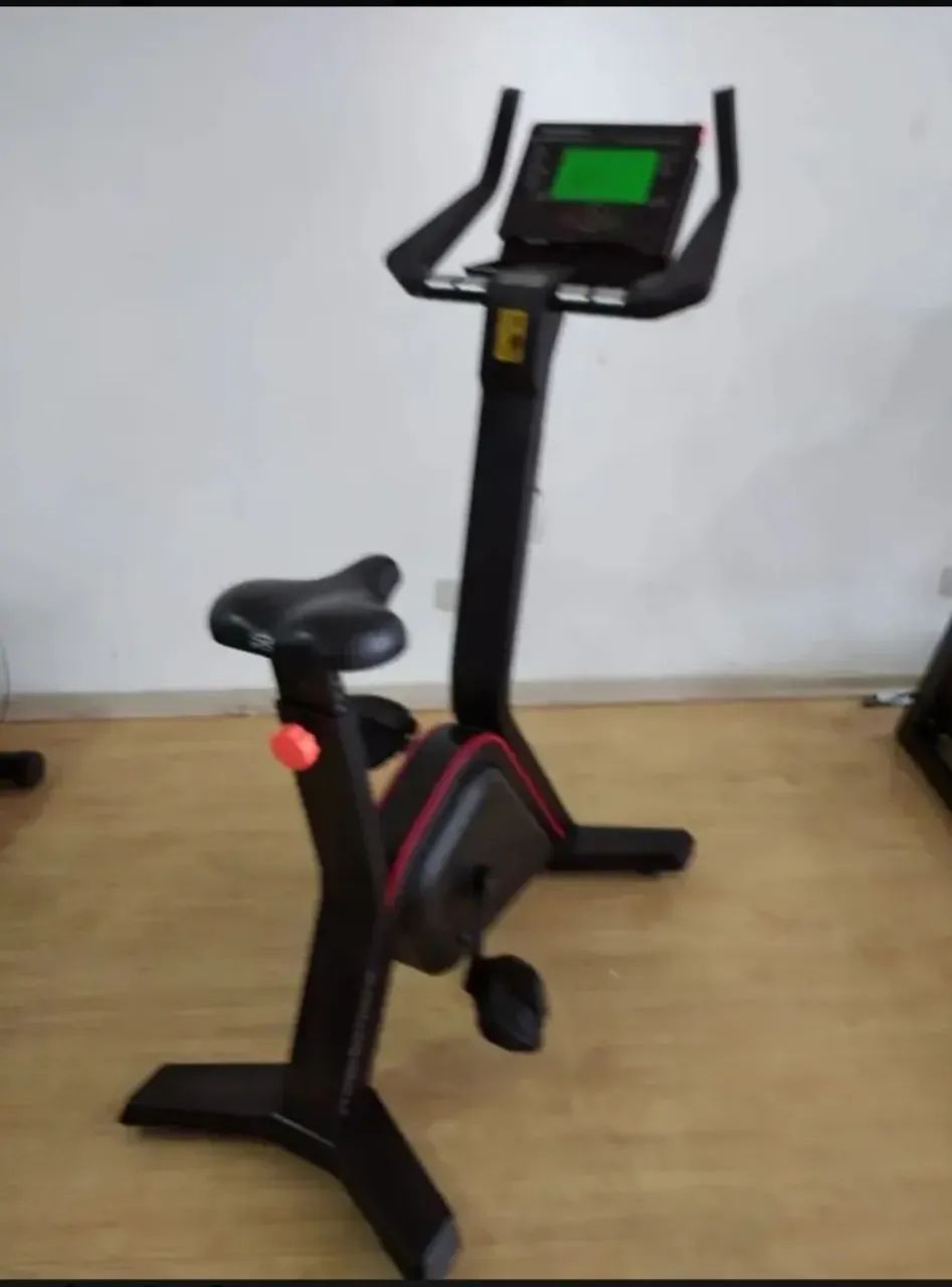 Vendo Bicicleta Ergométrica Vertical Moviment Lxu  - Foto 2