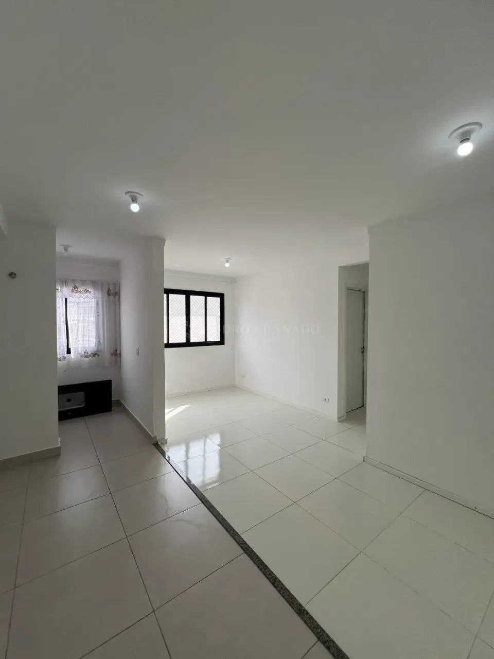 Apartamento 02 dormitórios | Ed. Villagio Azaleia