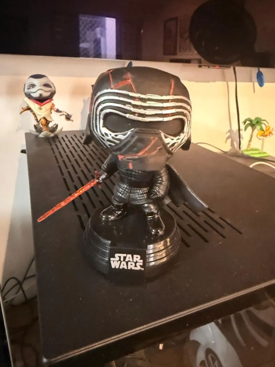 Pop Funko Kylo Ren Supreme Leader 308  - Foto 2