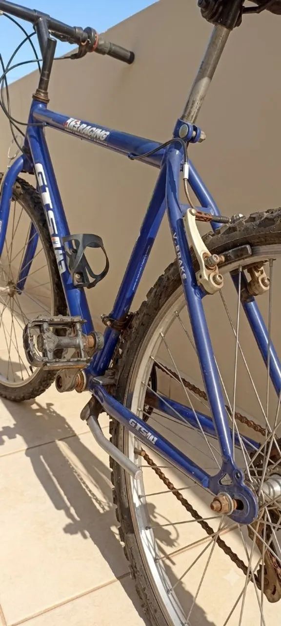 Bicicleta aro 26 com 18 marchas - Foto 2