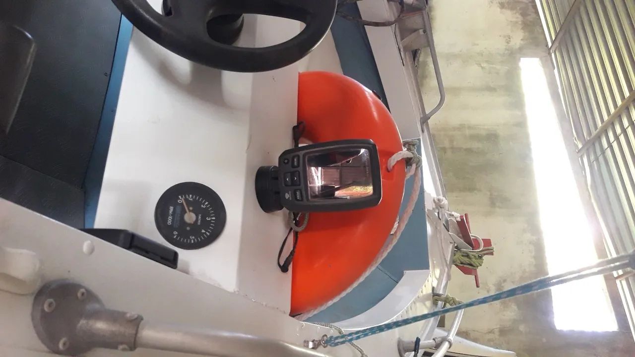 Lancha leve forte motor Yamaha zero - Foto 5