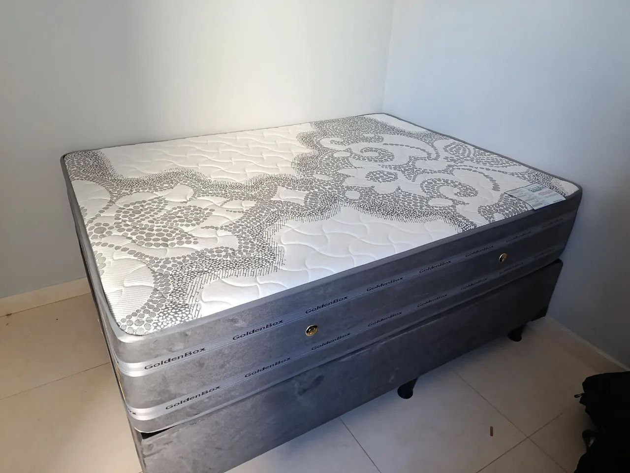 Cama casal com colchão d33 molas ensacadas - Foto 4