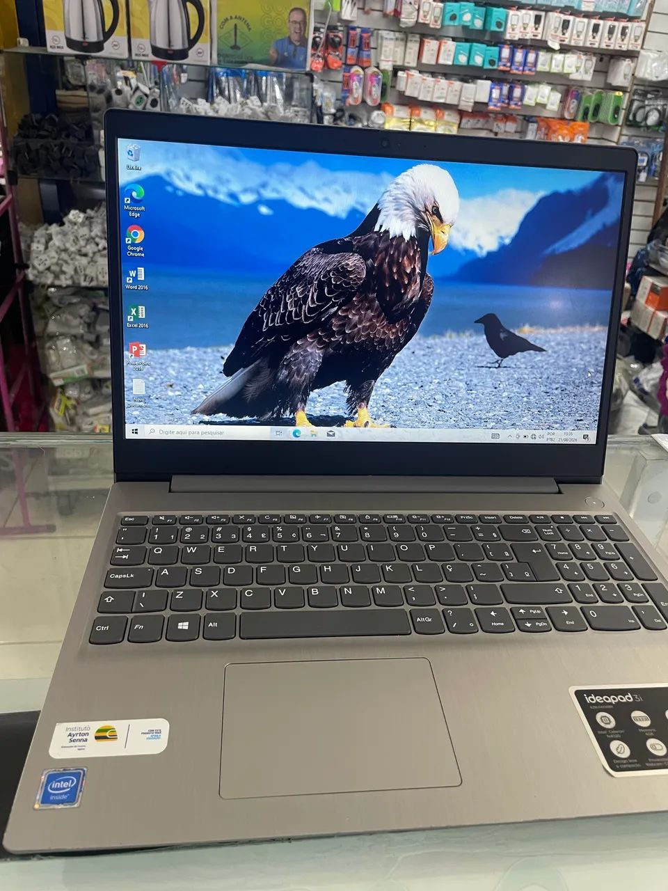 Notebook Lenovo Celeron 4GB SSD128GB  - Foto 2