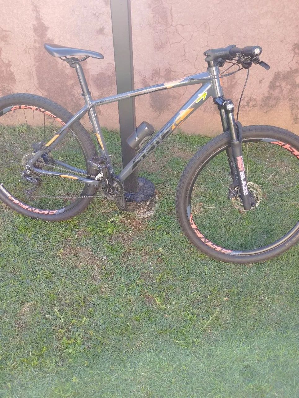 Bicicleta Sense rock evo . - Foto 4
