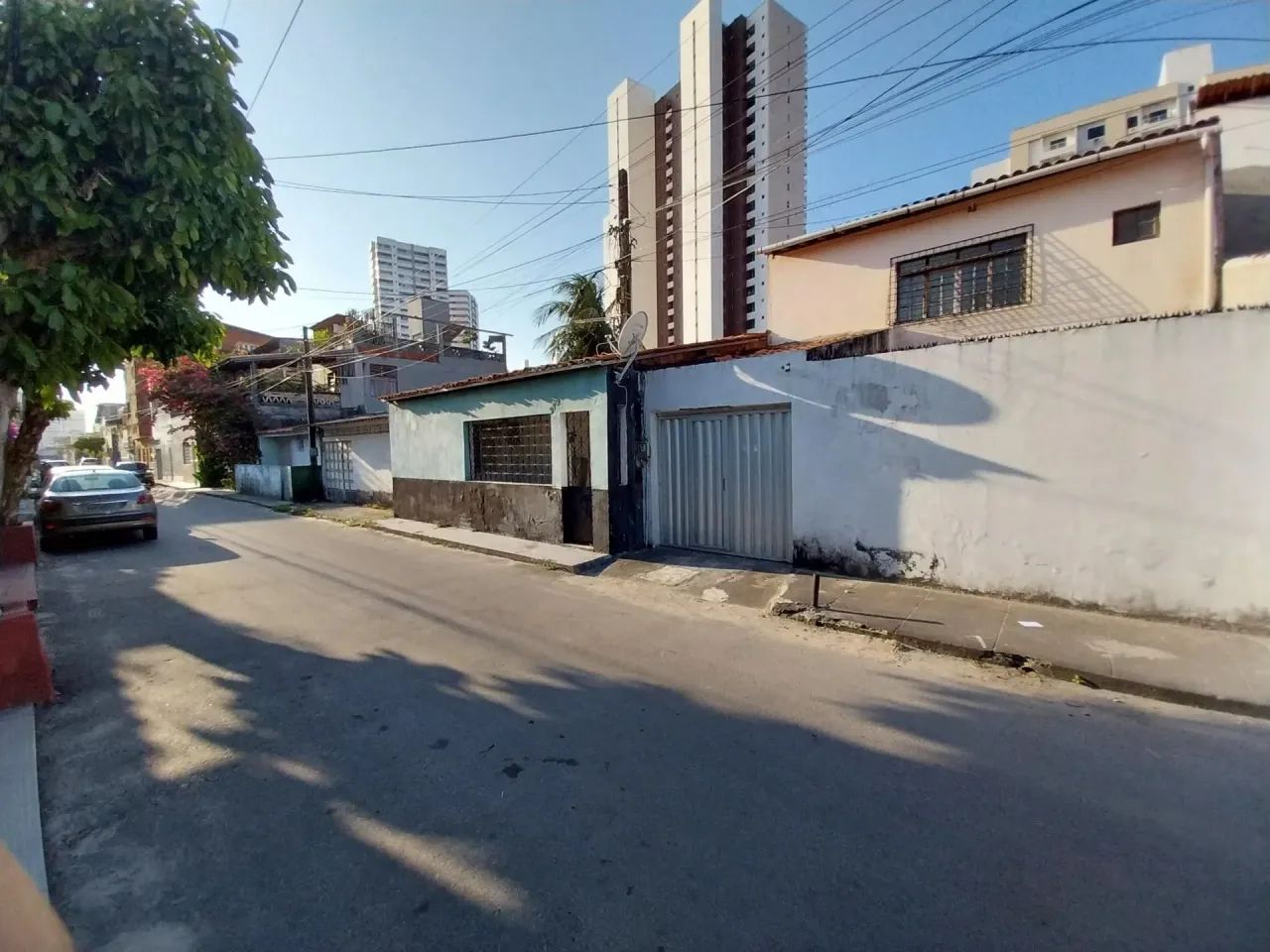 Casa plana com 3 quartos, 2 vagas