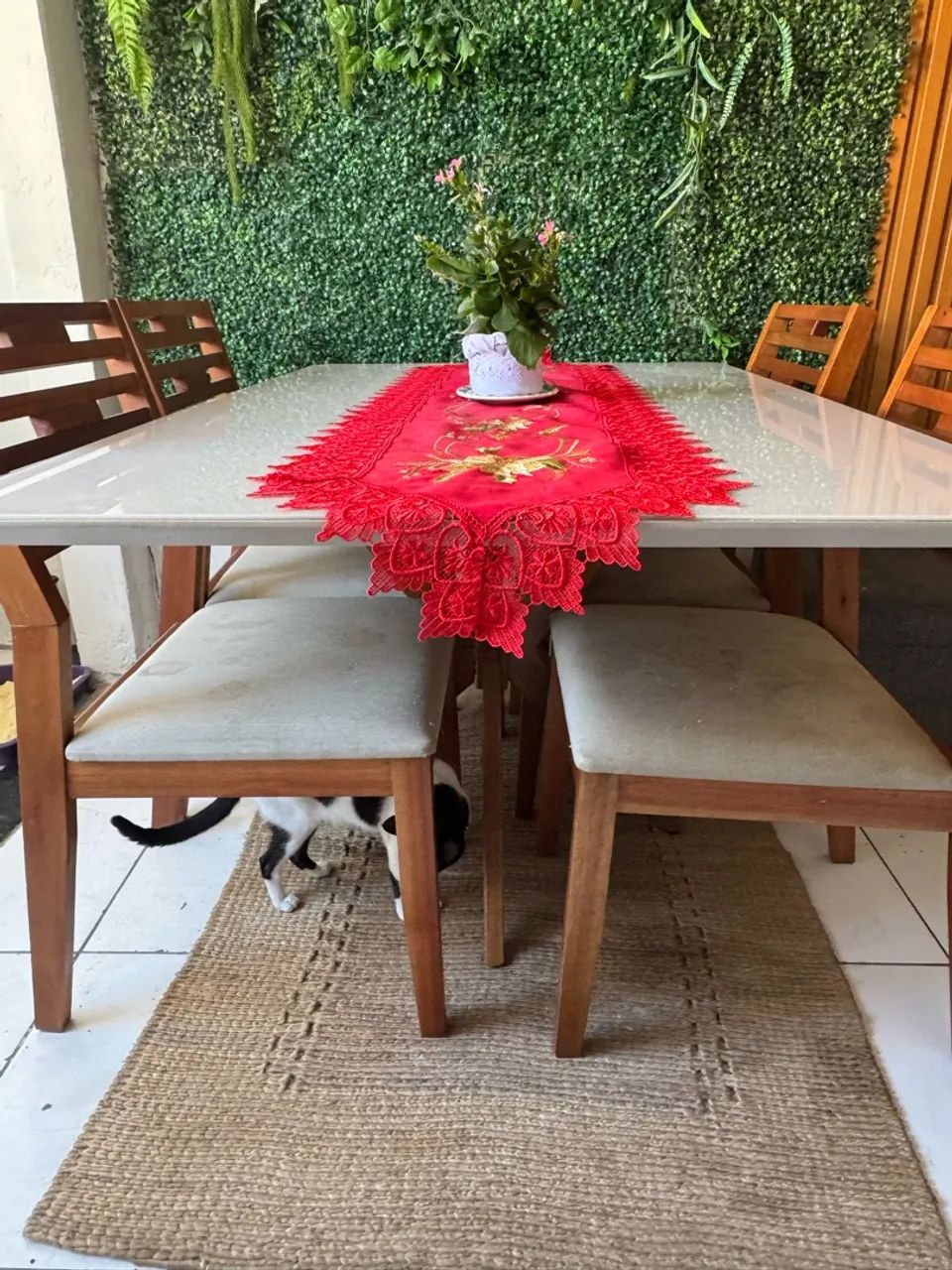 Mesa de madeira 4 cadeiras  - Foto 3