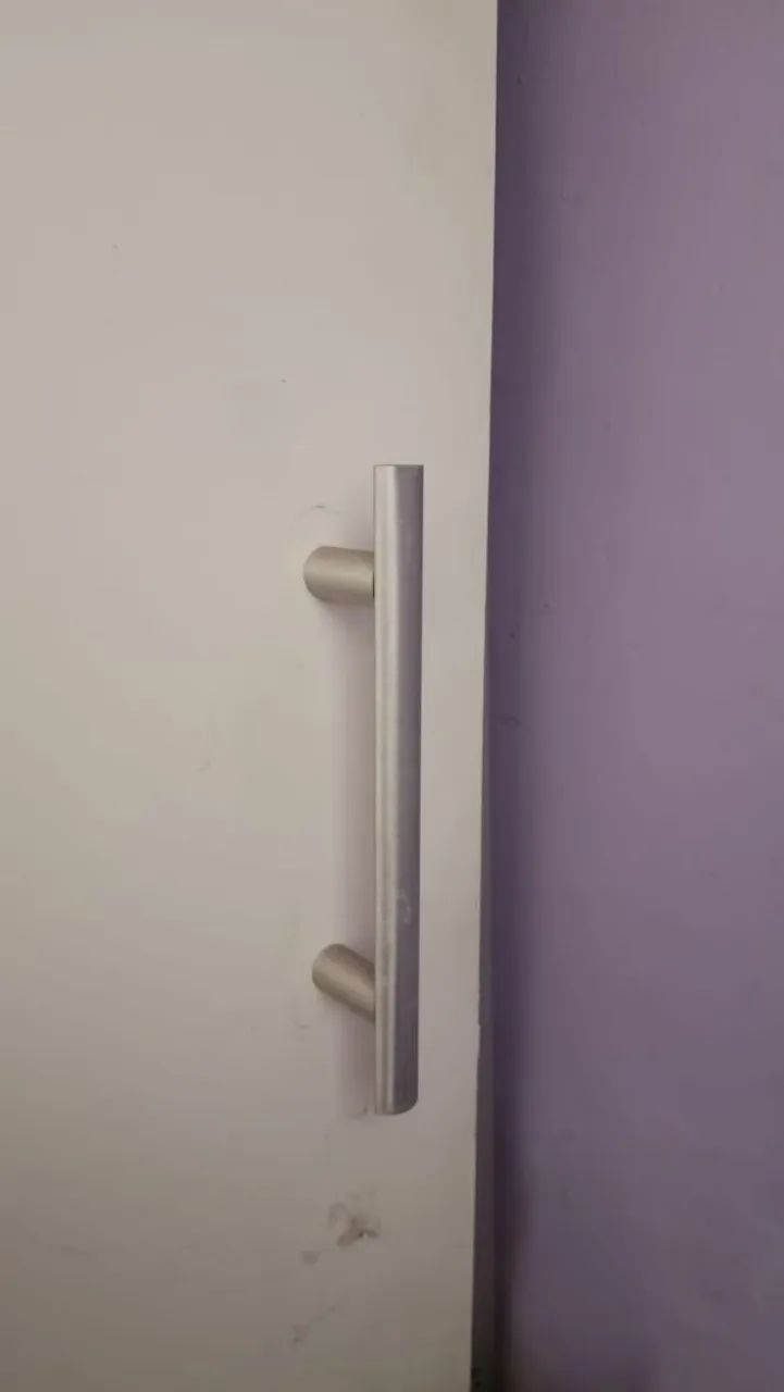 VENDO MESA LINDA DE VIDRO