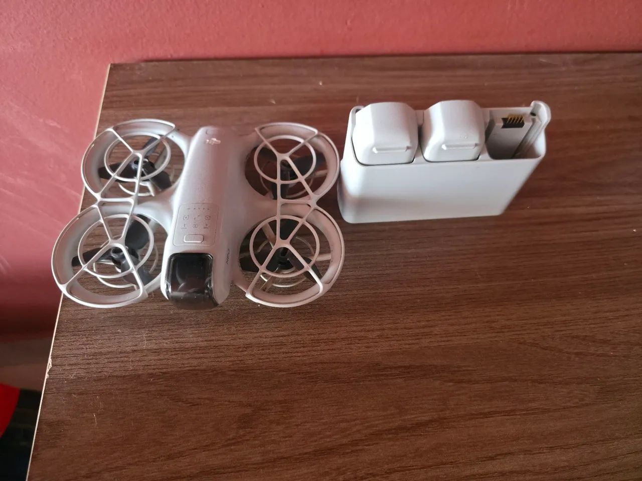 Drone Dji neo com 3 baterias e hub de carregamento - Foto 2