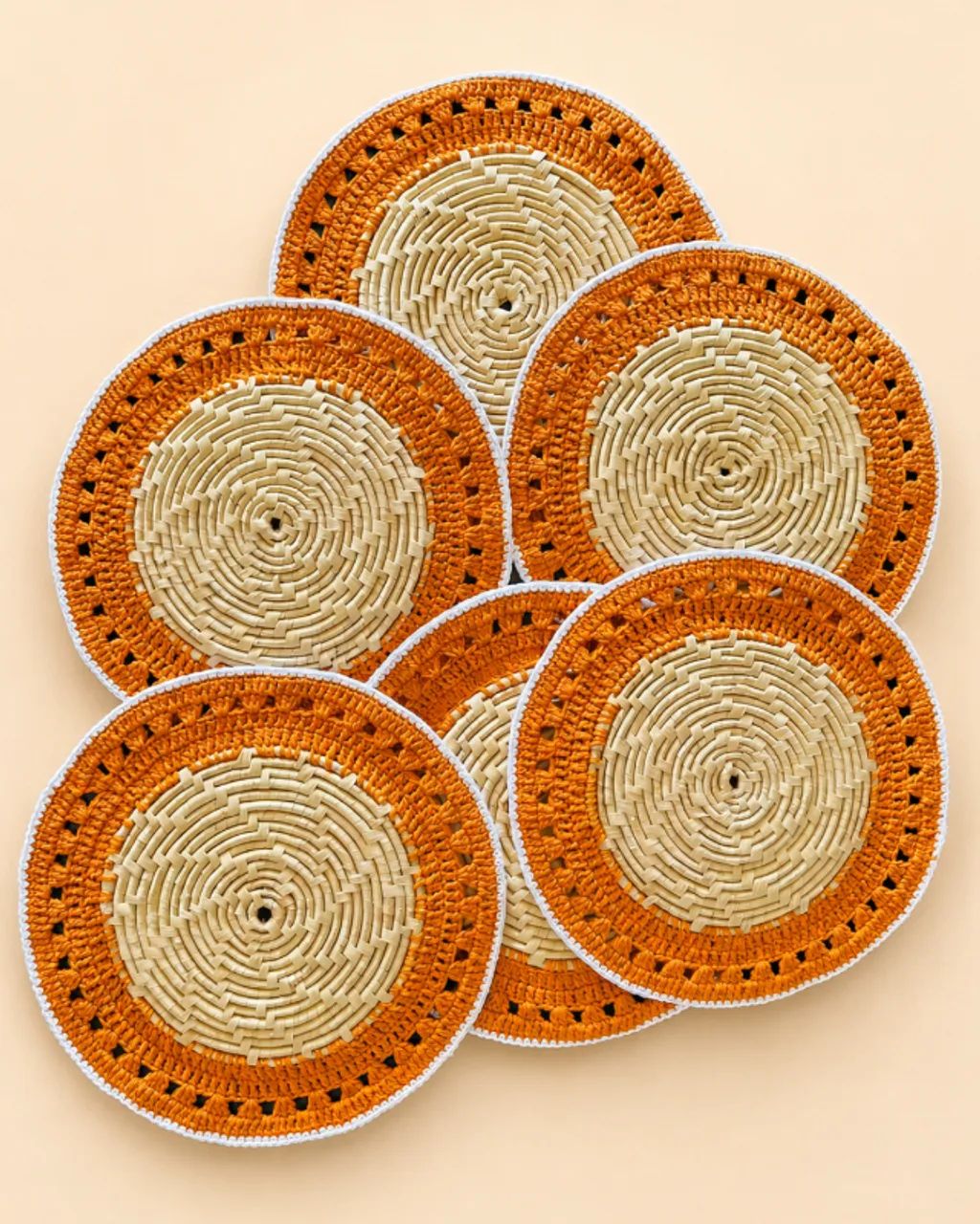 Conjunto de Sousplat em Palha e Crochê