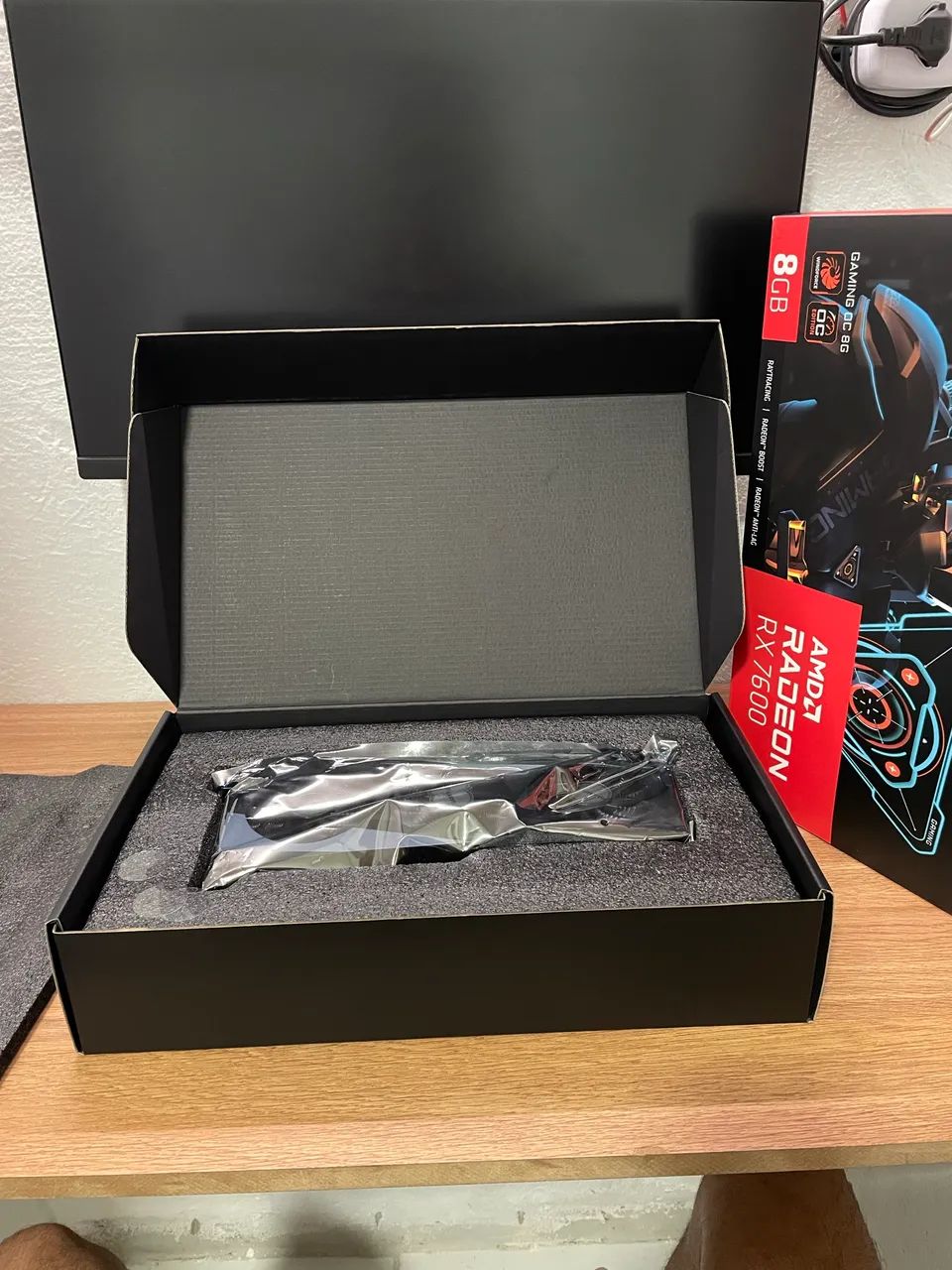 AMD rx7600 gigabyte  - Foto 2