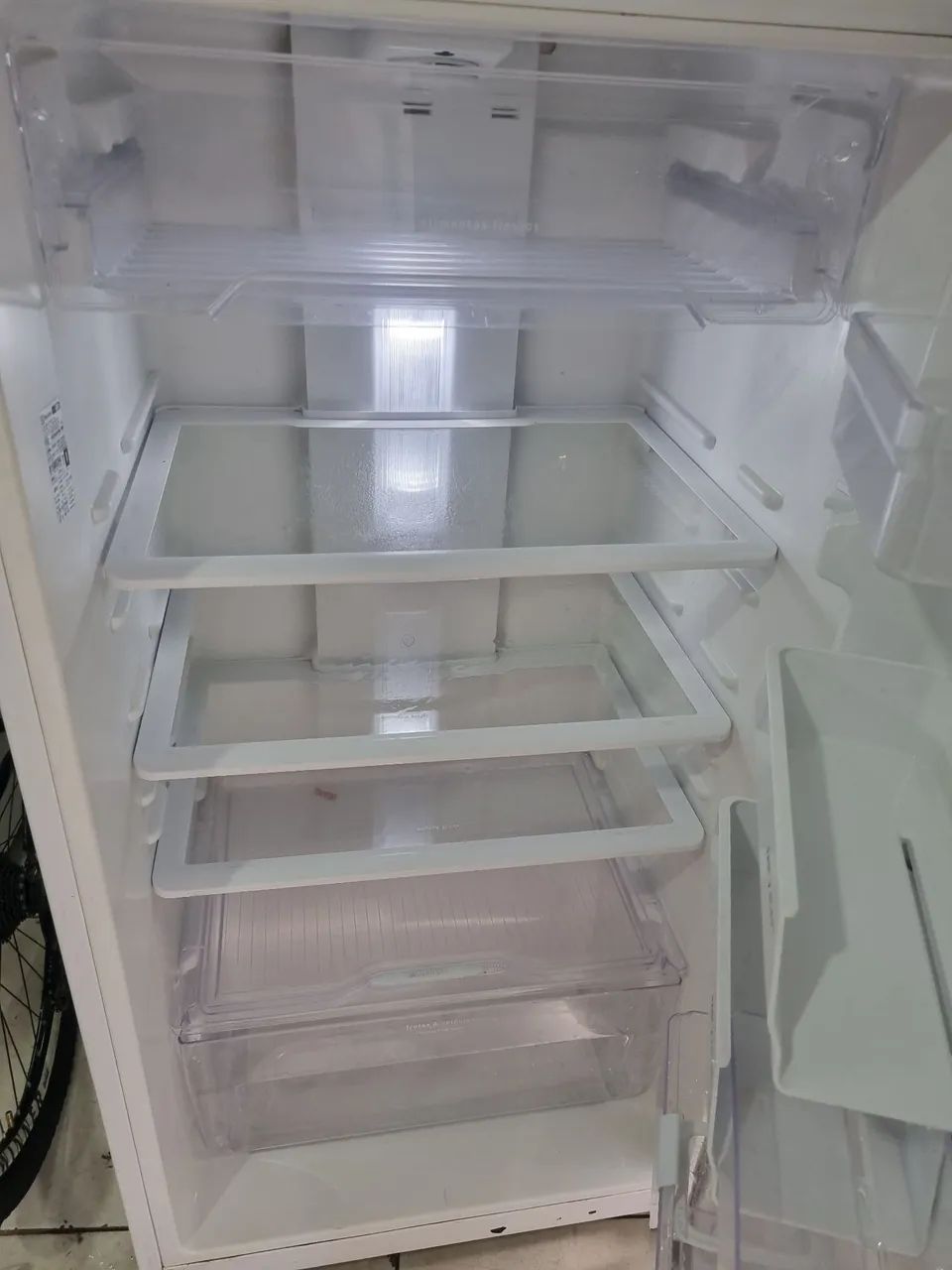 Geladeira Eletrolux Frost Free  - Foto 6