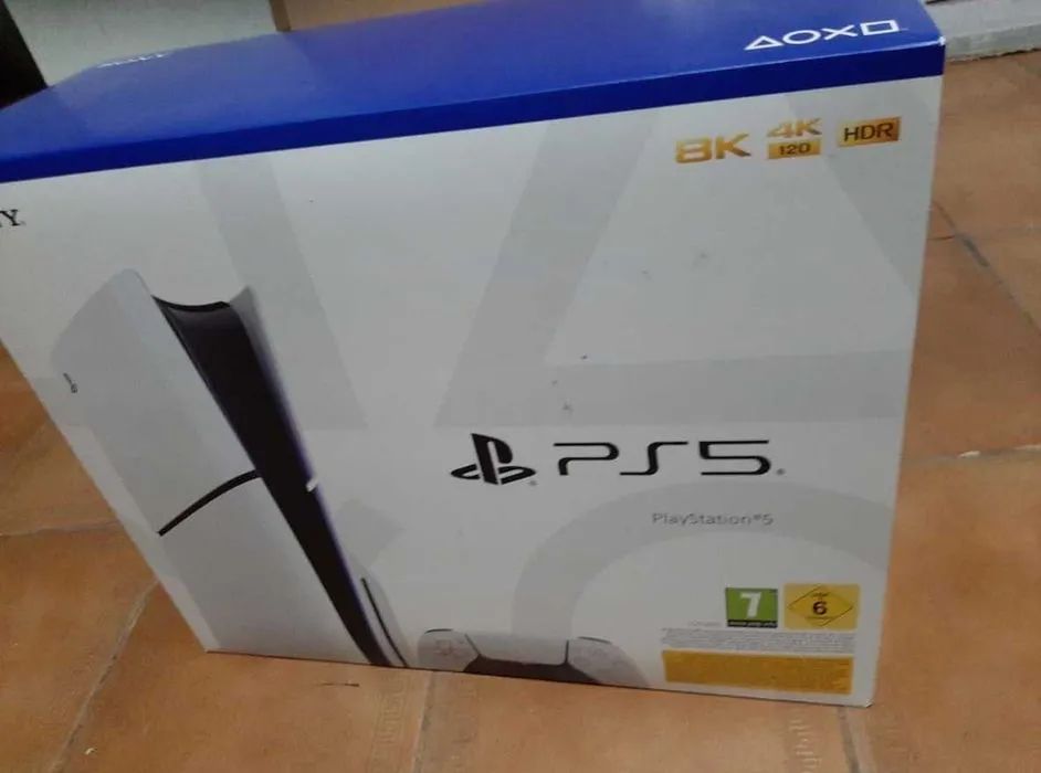 PS5 novo, lacrado na caixa. Aproveite!
