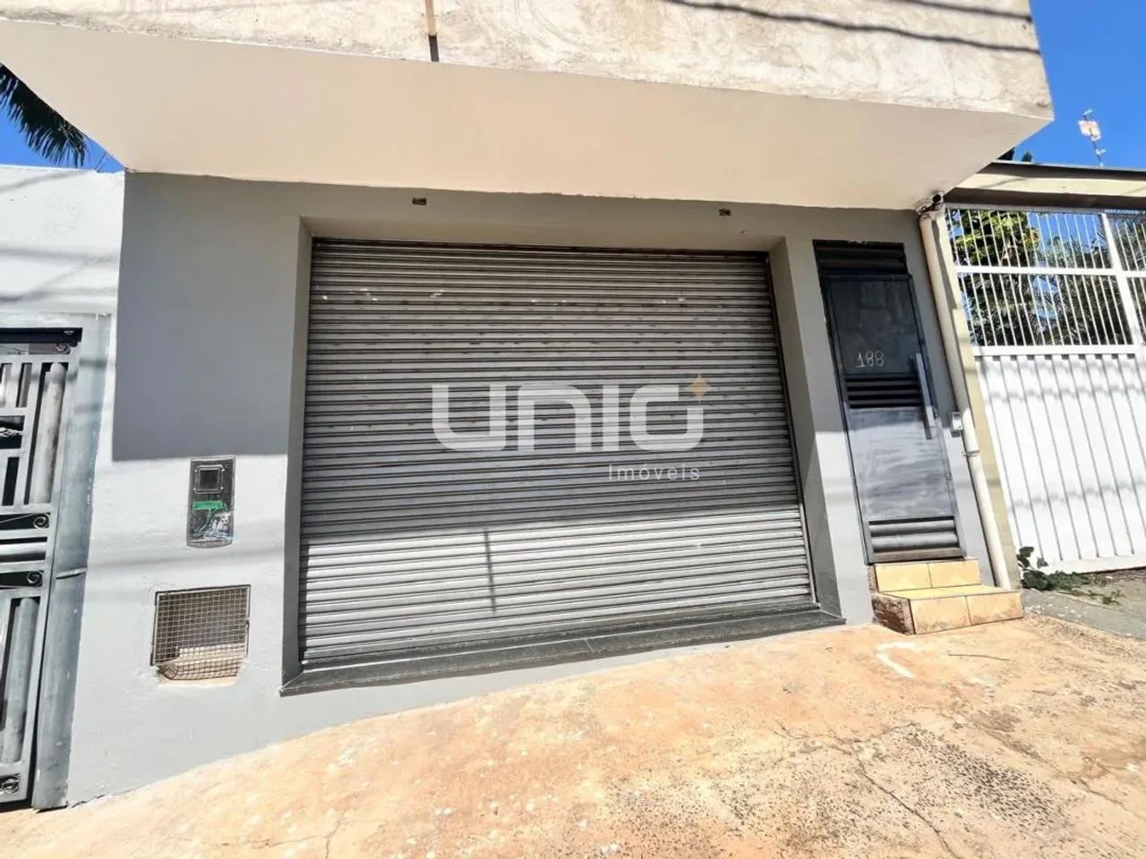 Salão comercial para alugar no bairro São Matheus, em Piracicaba/SP REF: SA0310