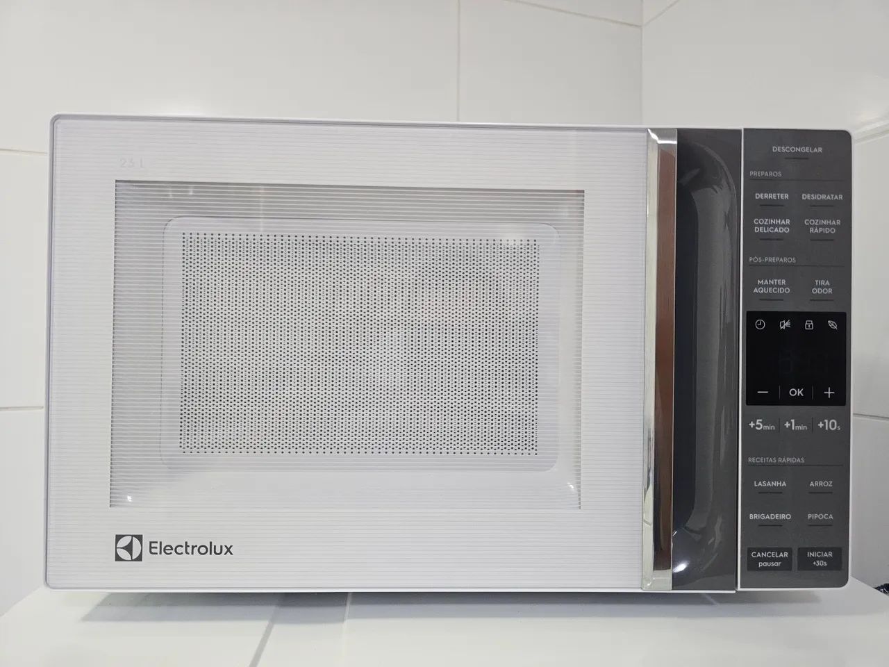 Microondas Eletrolux 23 litros