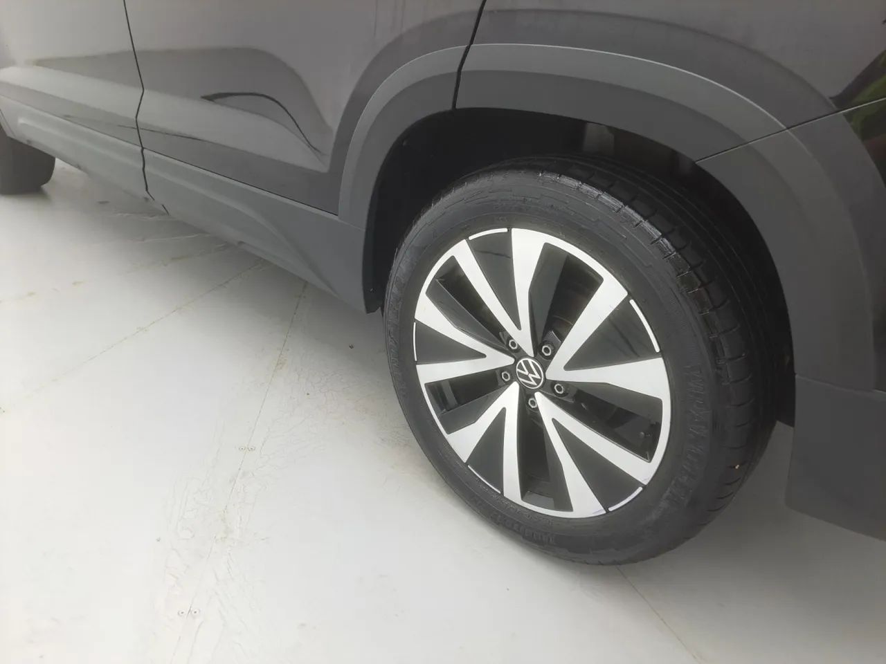 Volkswagen Taos Highline 1.4 250 TSI Flex Aut., foto 12 de 18