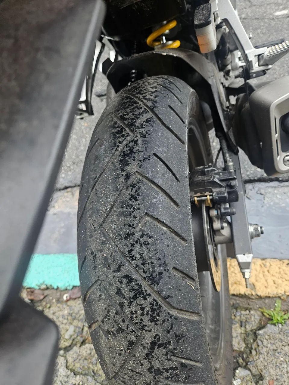 Vendo cb 300 f