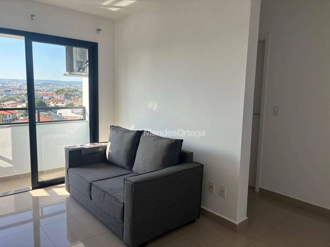 Apartamento Mobiliado, Jardim Faculdade - Próximo a PUC, BOS e CHS - Foto 5