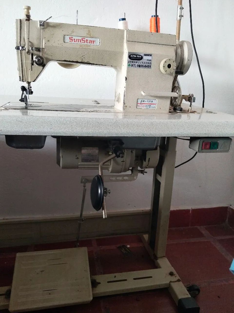 Máquina de custura industrial 