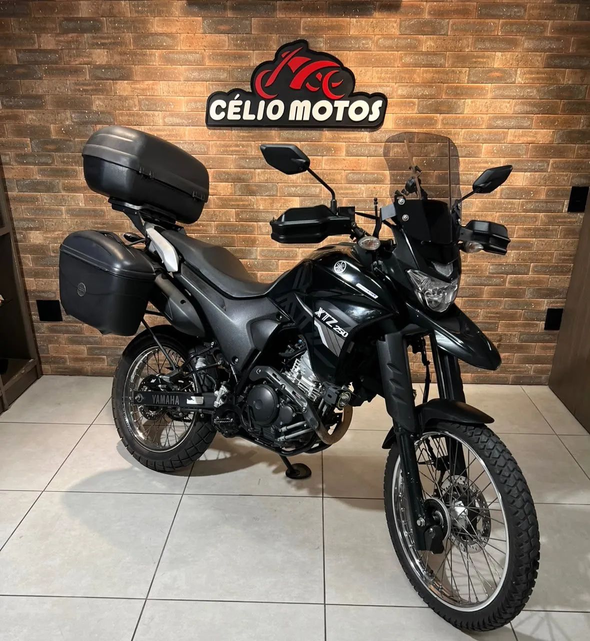 XTZ 250 LANDER PRETA 2021/2021 - Foto 3