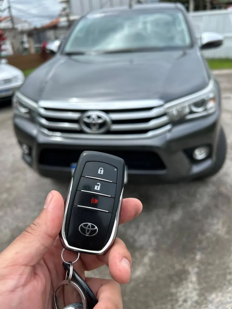 Toyota Hilux CD 4X4 2.8 DIESEL AUT. 2018