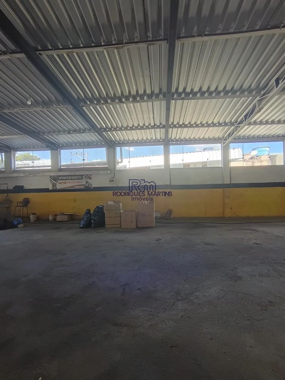 ALUGA-SE GALPÃO NO APARECIDA. - Foto 4