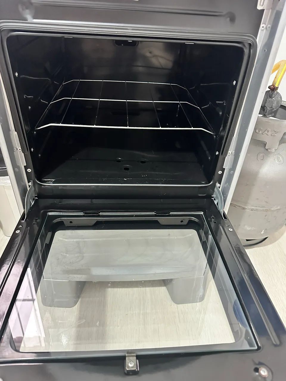 Fogão 4 bocas com mesa de vidro  - Foto 3
