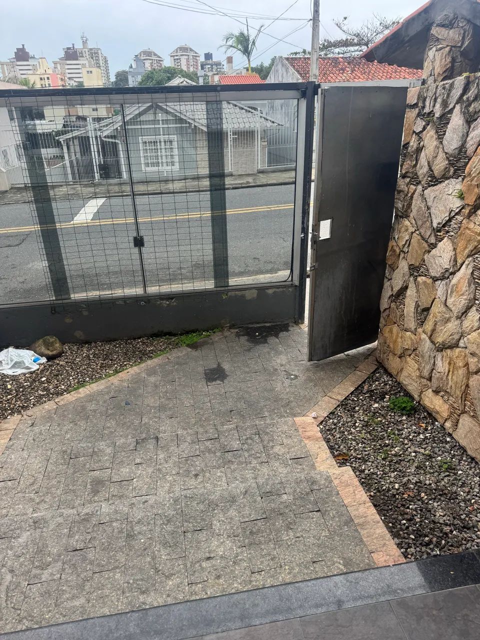 Direto c/ PROPR. Mobiliado , ISENTO ÁGUA/ENERGIA. 