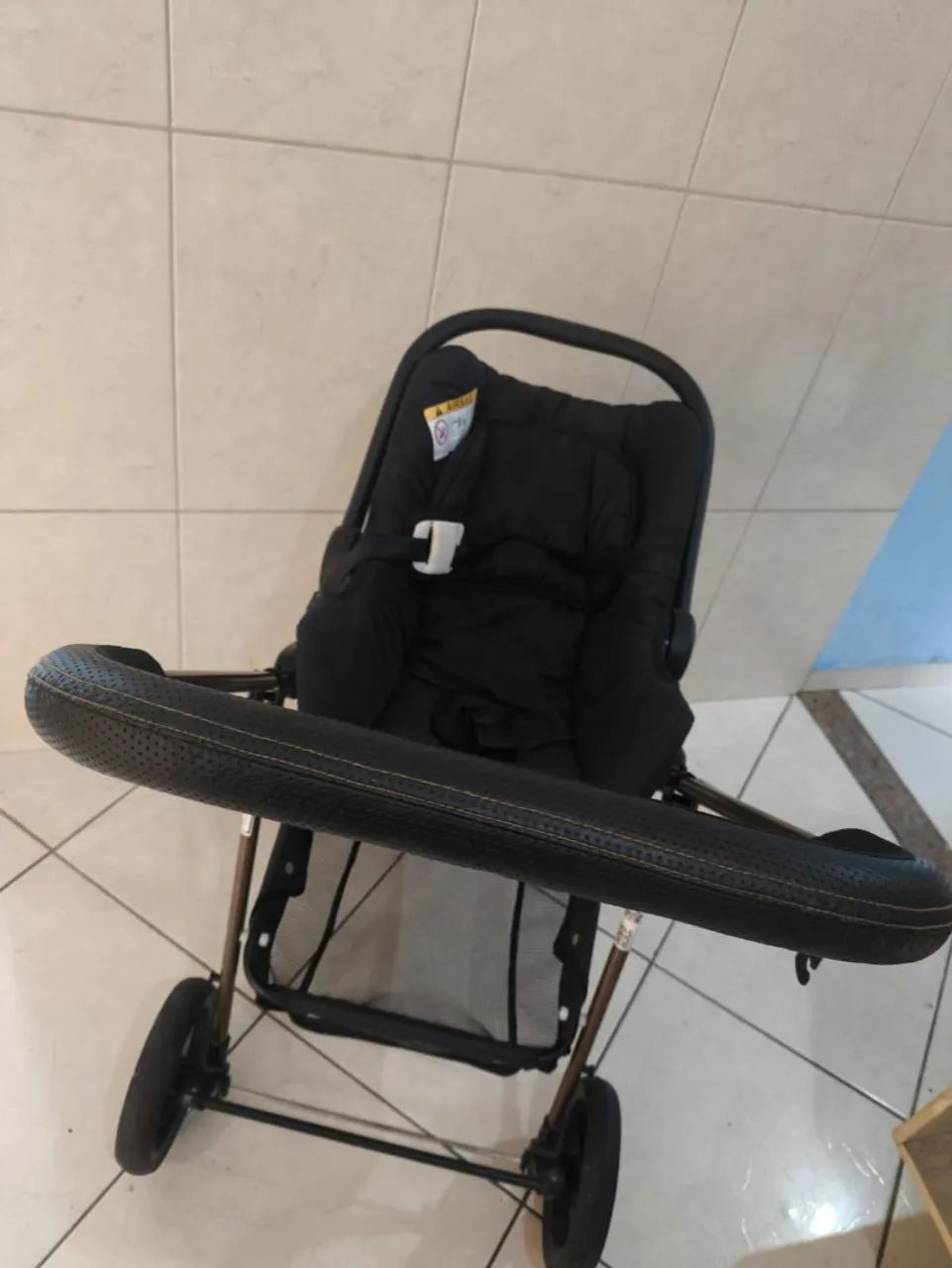 Carrinho Galzerano+ bebê conforto+ colchão 