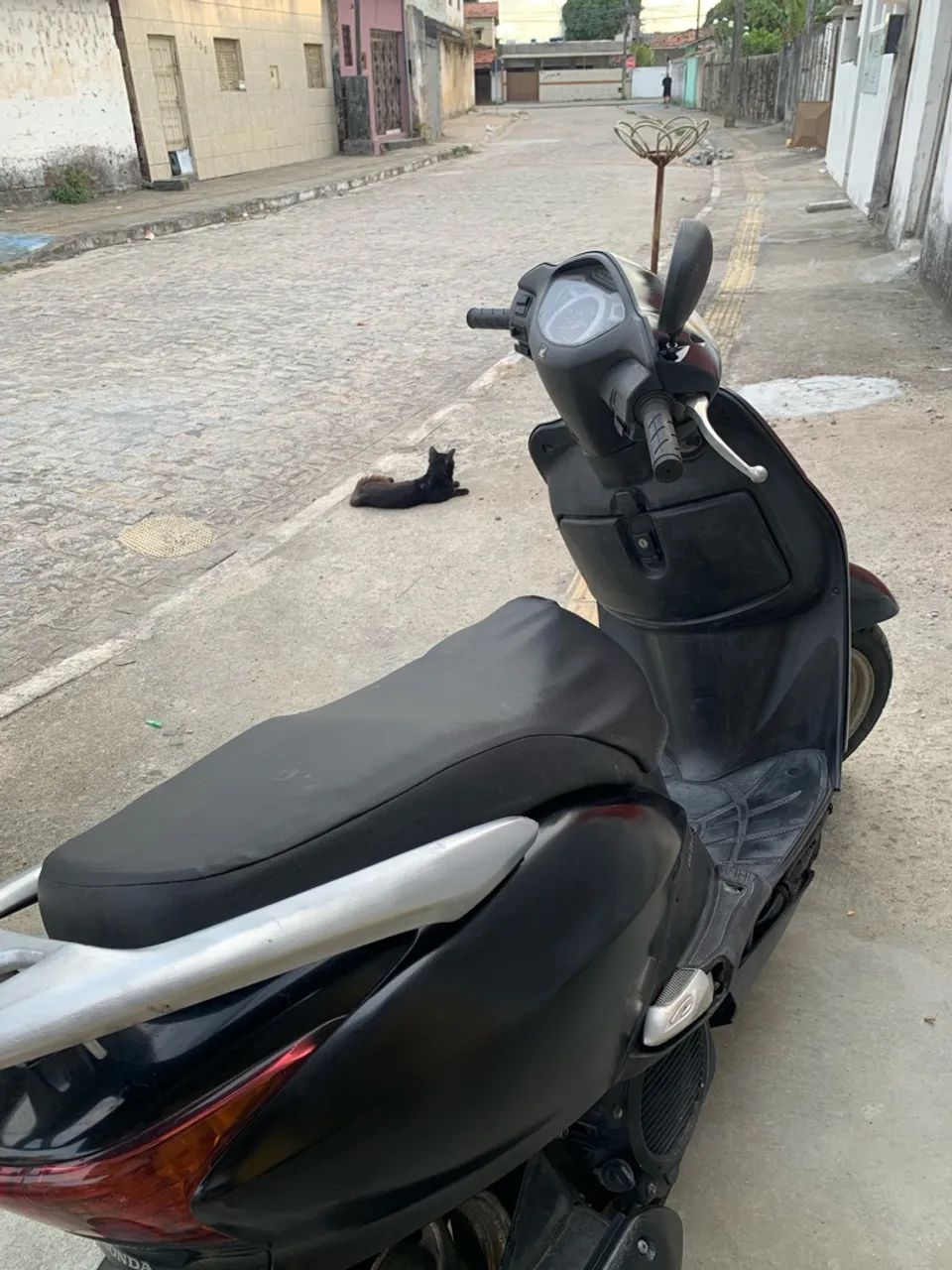 Honda lead 
