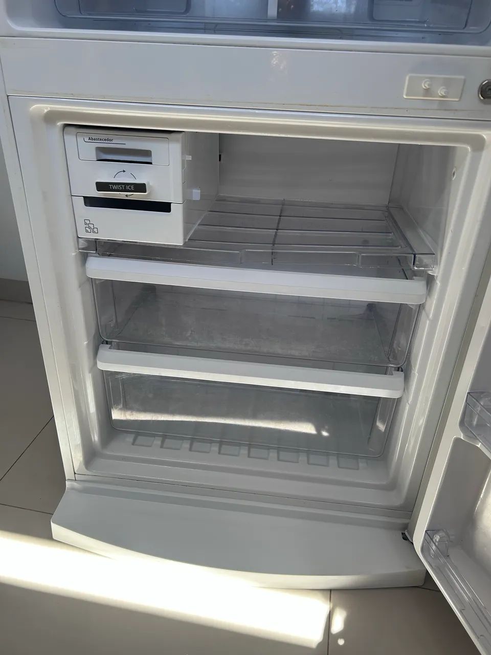 Vendo geladeira 443 litros - Foto 3