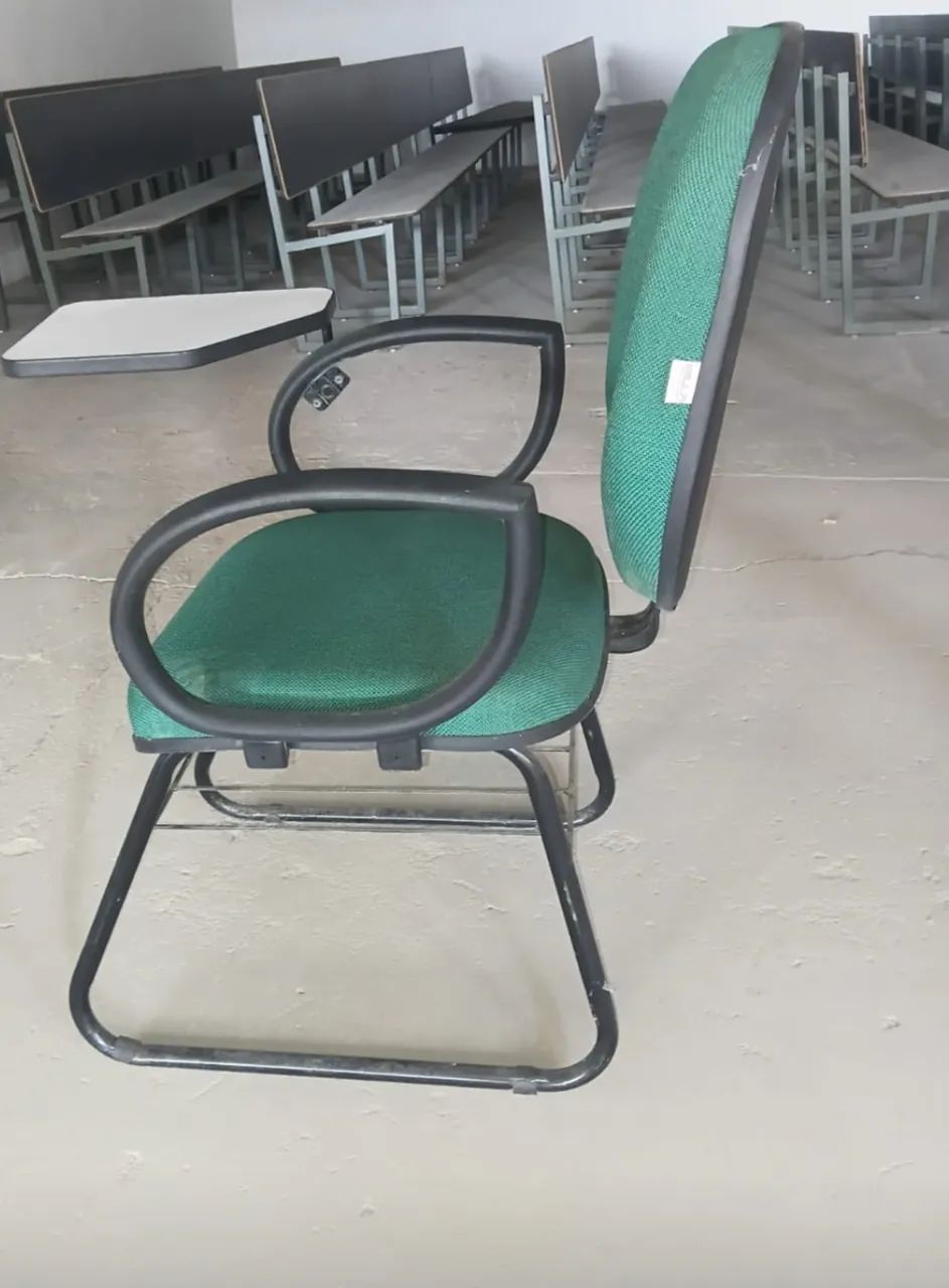 Cadeira universitária 