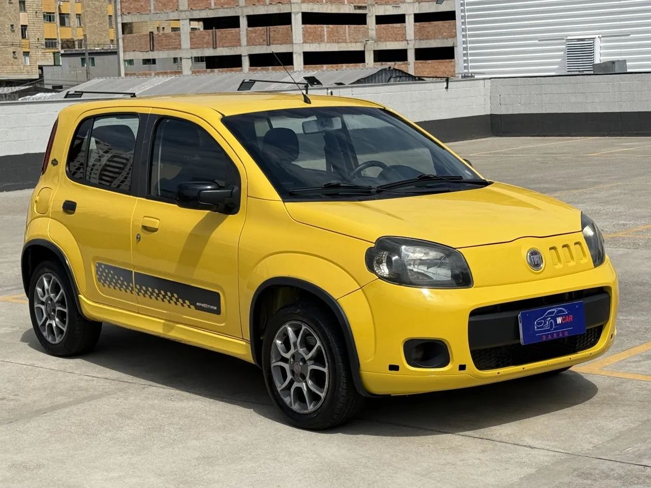 Fiat Uno Sporting 1.4 EVO Fire Flex 8V 4P 2013 - Foto 3
