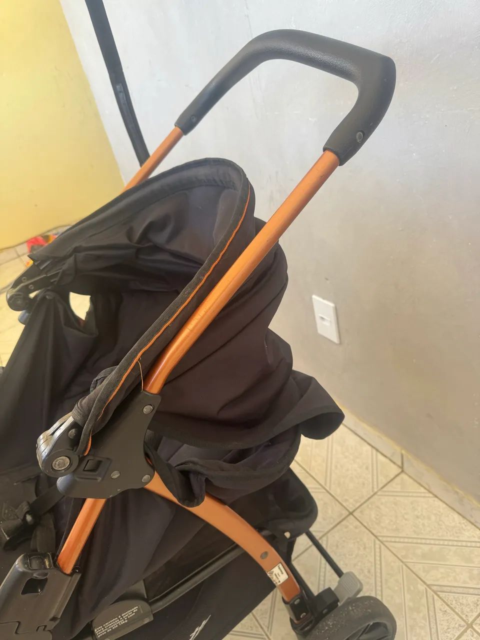 Carro de bebê Burigotto ( super conservado ) - Foto 2