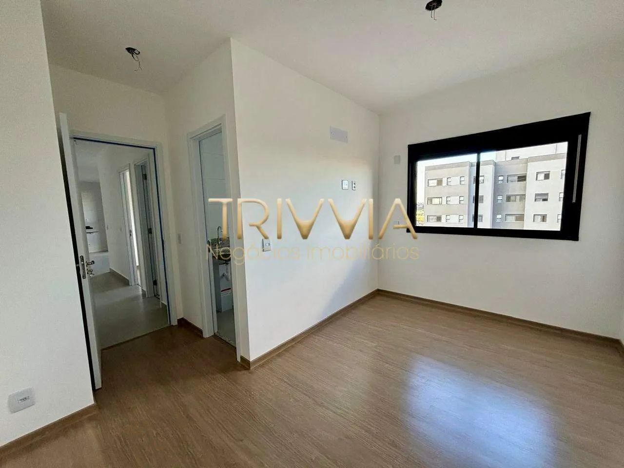 Apartamento com 2 Quartos e Varanda Iluminada - Foto 4