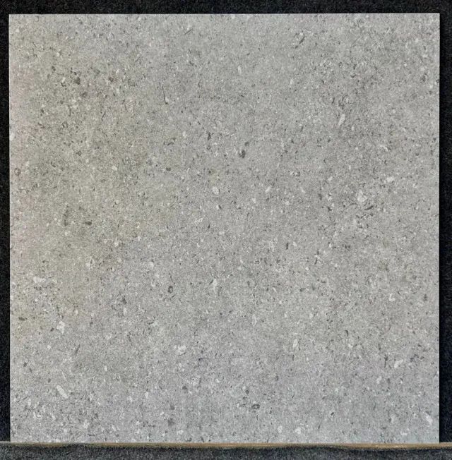Piso retificado 81x81 EXT "GRANITO CINZA" - R$38,90M2