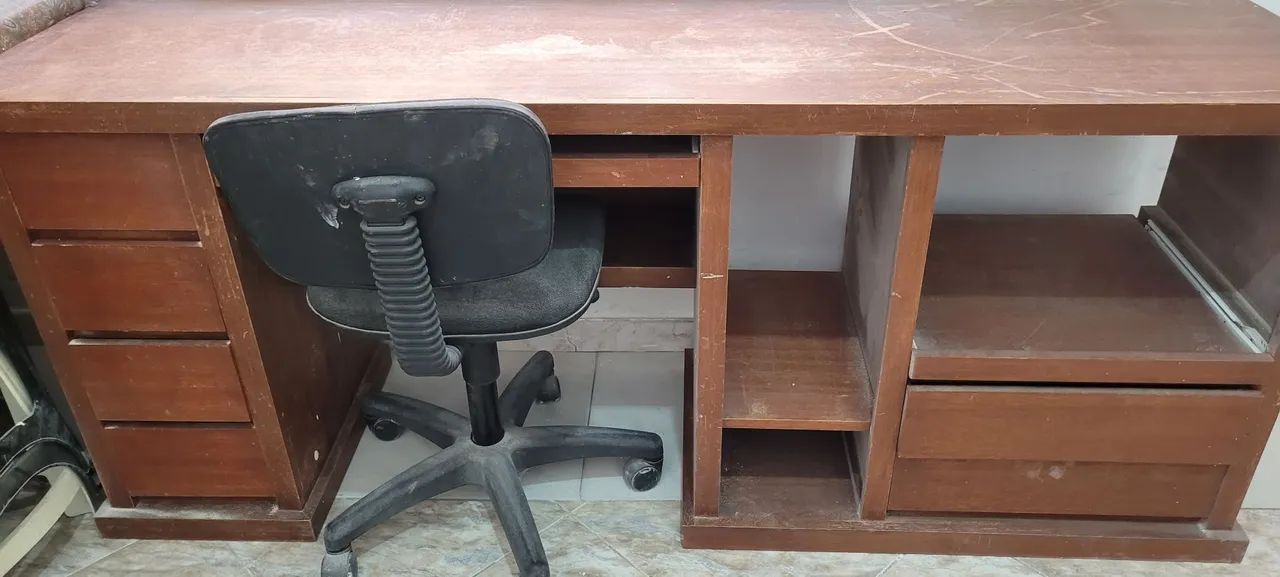 Mesa de Computador em Madeira - Foto 5