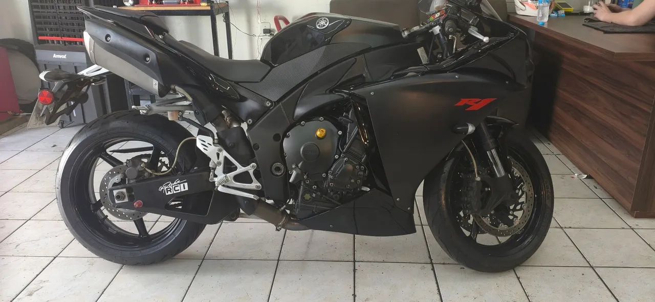 R1 Yamaha  - Foto 2