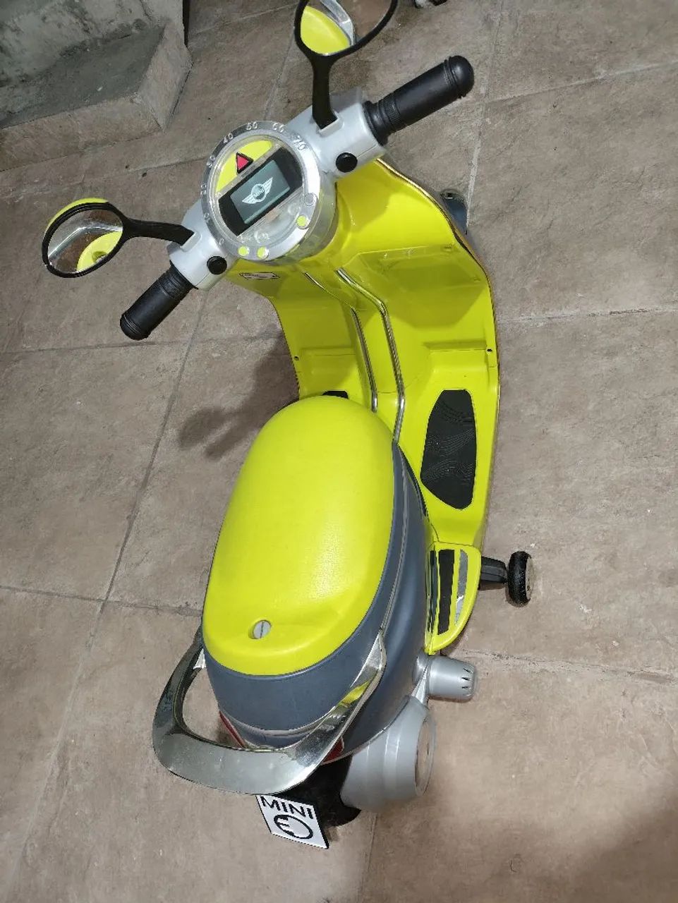 Moto Elétrica Infantil - Precisa Trocar a bateria/motor - Foto 5