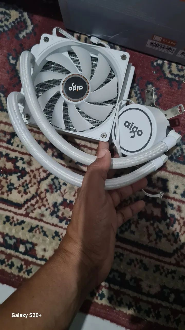Vendo CPU aír Collor Aigo - Foto 2