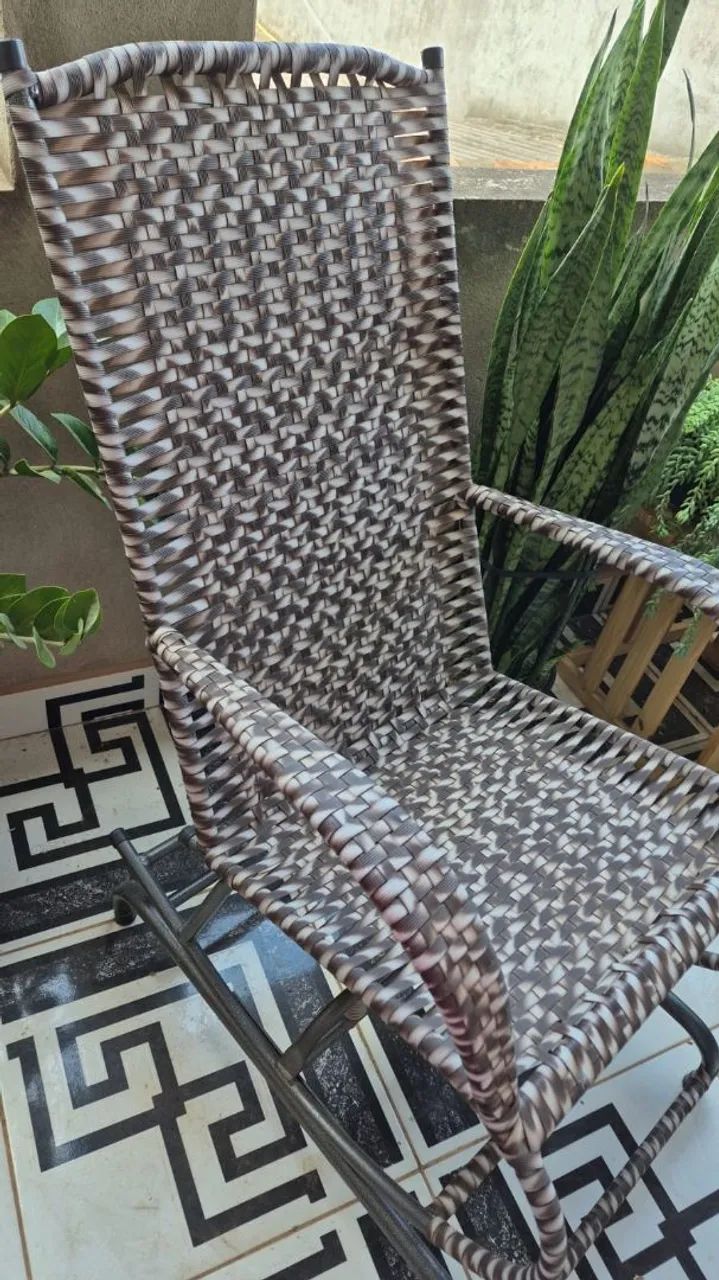Cadeira de balanço em ótimo estado  - Foto 4
