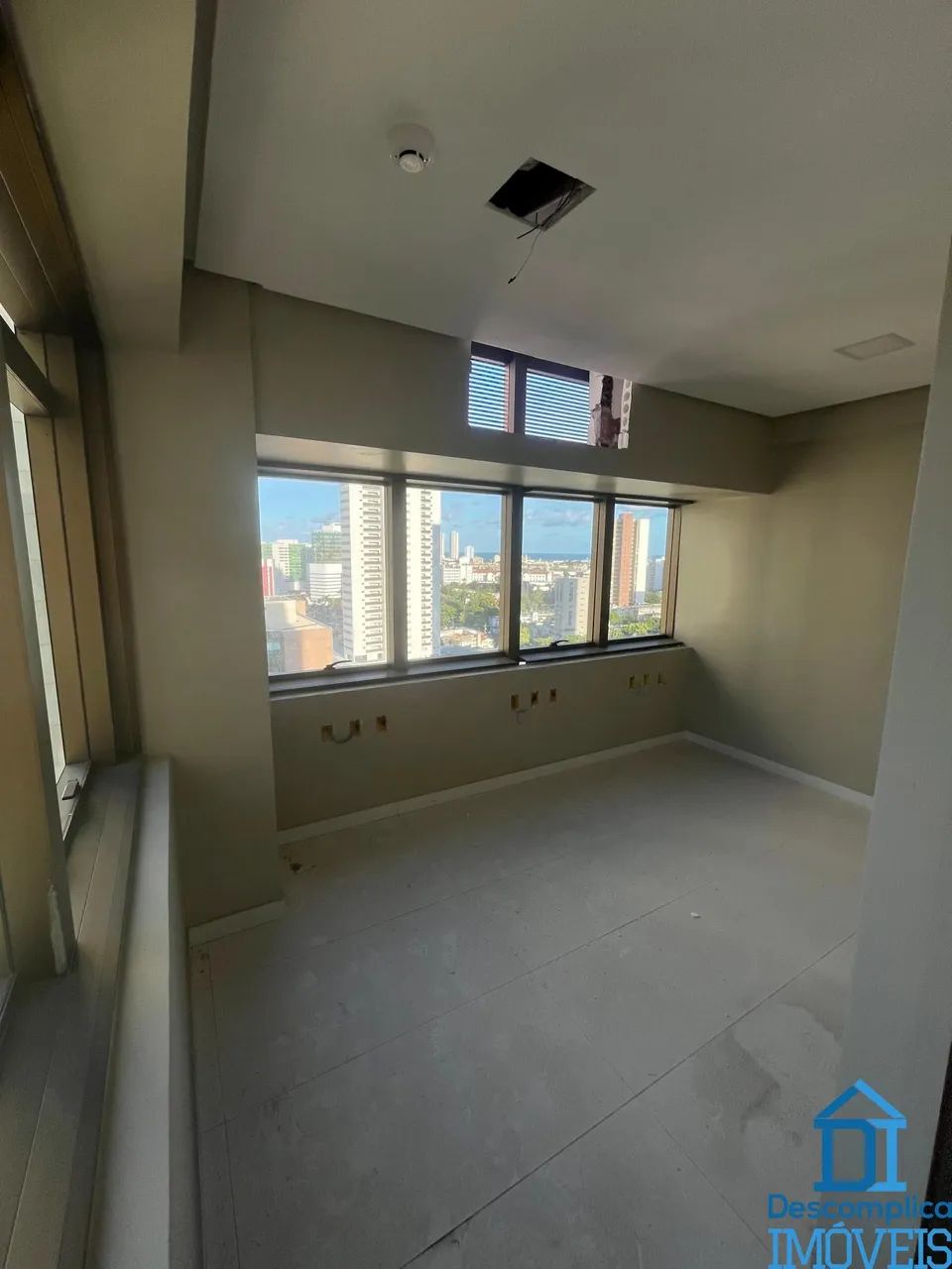 Empresarial Thomas Edison  176,68 m² | 10 Salas - Ilha do Leite