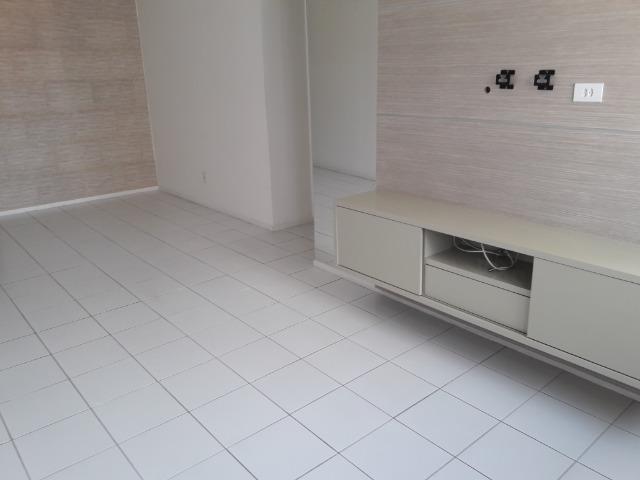 Ótimo apartamento de 3 quartos na Pajuçara - Foto 3