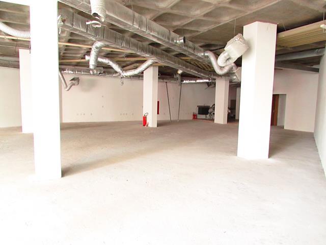 Loja comercial para alugar em , cod:I-002398 - Foto 4