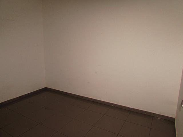 Loja comercial para alugar em , cod:I-002233 - Foto 13